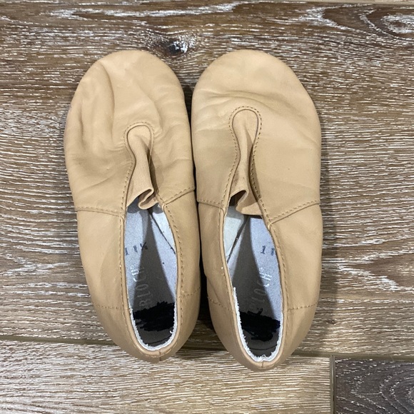 Bloch Childrens Super Jazz Slip On Jazz Shoes
S0401G - Picture 2 of 5